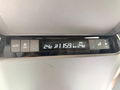 2025 Toyota ALPHARD — миниатюра 37