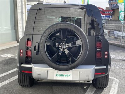 LAND ROVER DEFENDER - 6