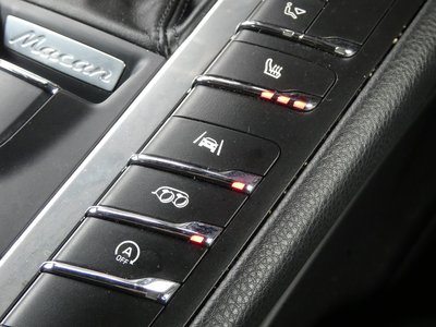 2021 Porsche MACAN 照片 9
