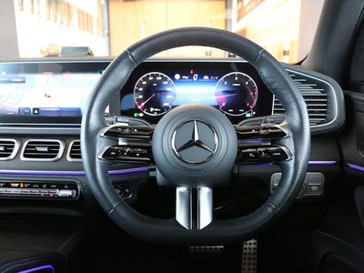 MERCEDES-BENZ GLS - 9