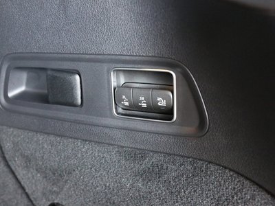 2025 Mercedes-BENZ GLS — миниатюра 50