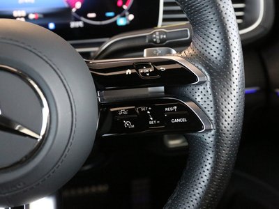 2025 Mercedes-BENZ GLS — миниатюра 32