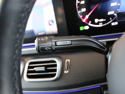 2025 Mercedes-BENZ GLS — миниатюра 35