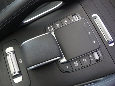2025 Mercedes-BENZ GLS — миниатюра 27