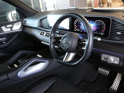 2025 Mercedes-BENZ GLS — миниатюра 11