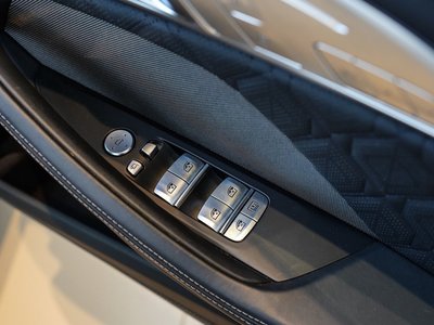 2023 BMW M8 GRAN COUPE — миниатюра 21