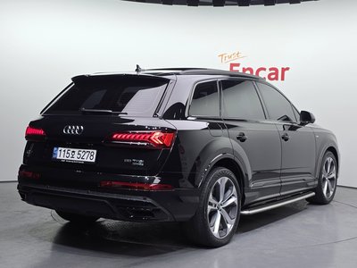 AUDI Q7 - 4