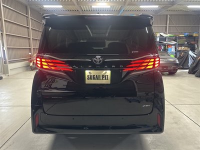 2026 Toyota ALPHARD photo 9