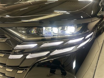 2026 Toyota ALPHARD — миниатюра 17