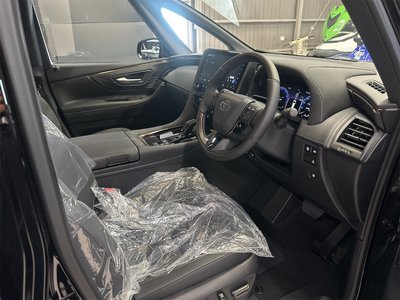 2026 Toyota ALPHARD — миниатюра 24