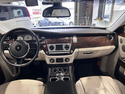 ROLLS-ROYCE GHOST - 2