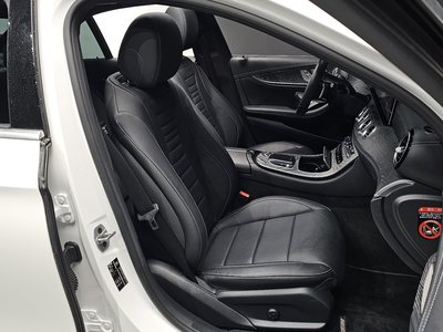 MERCEDES-BENZ E-CLASS - 10