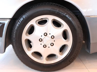 صورة مصغرة 30 لـ 1992 Mercedes-BENZ MEDIUM-CLASS