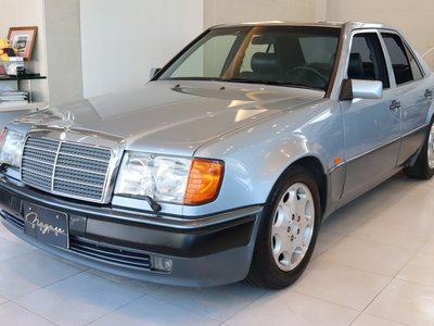 MERCEDES-BENZ MEDIUM-CLASS - 1