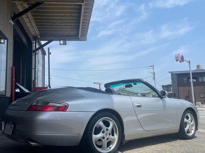 PORSCHE 911 CABRIOLET - 1