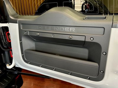 2026 LAND Rover DEFENDER — миниатюра 18