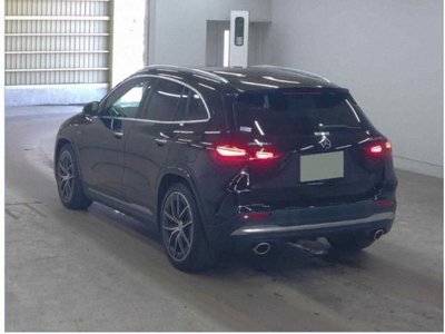 MERCEDES-BENZ GLA - 2