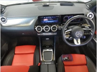 MERCEDES-BENZ GLA - 3