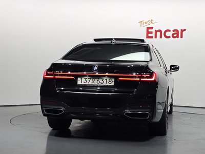 صورة 3 لـ 2019 BMW 7 SERIES