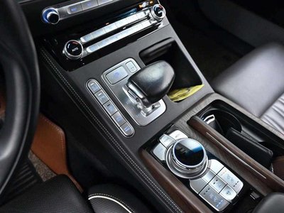 2019 Genesis G90 — фото 9