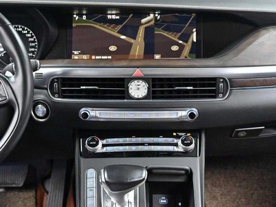 2019 Genesis G90 — миниатюра 14