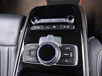 2019 Genesis G90 — миниатюра 16