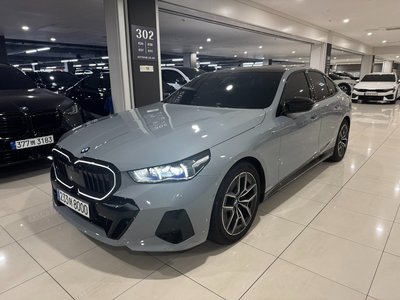 BMW 5 SERIES - 1