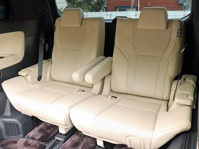 2024 Toyota ALPHARD — миниатюра 36