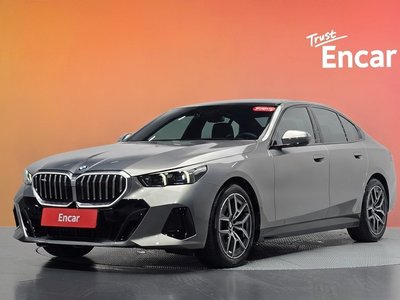صورة 1 لـ 2026 BMW 5 SERIES