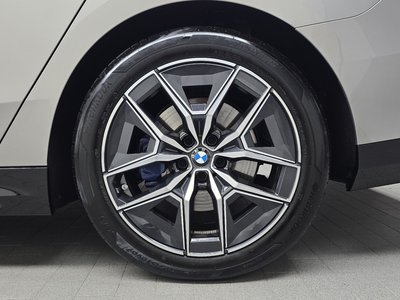 صورة 8 لـ 2026 BMW 5 SERIES