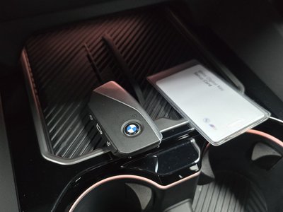 2026 BMW 5 SERIES — миниатюра 24