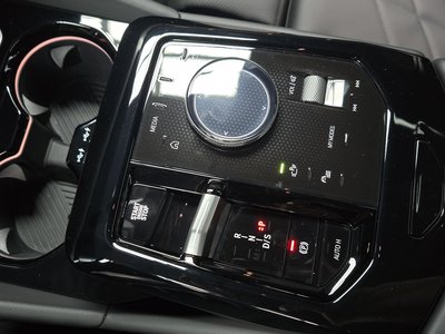 2026 BMW 5 SERIES — миниатюра 12