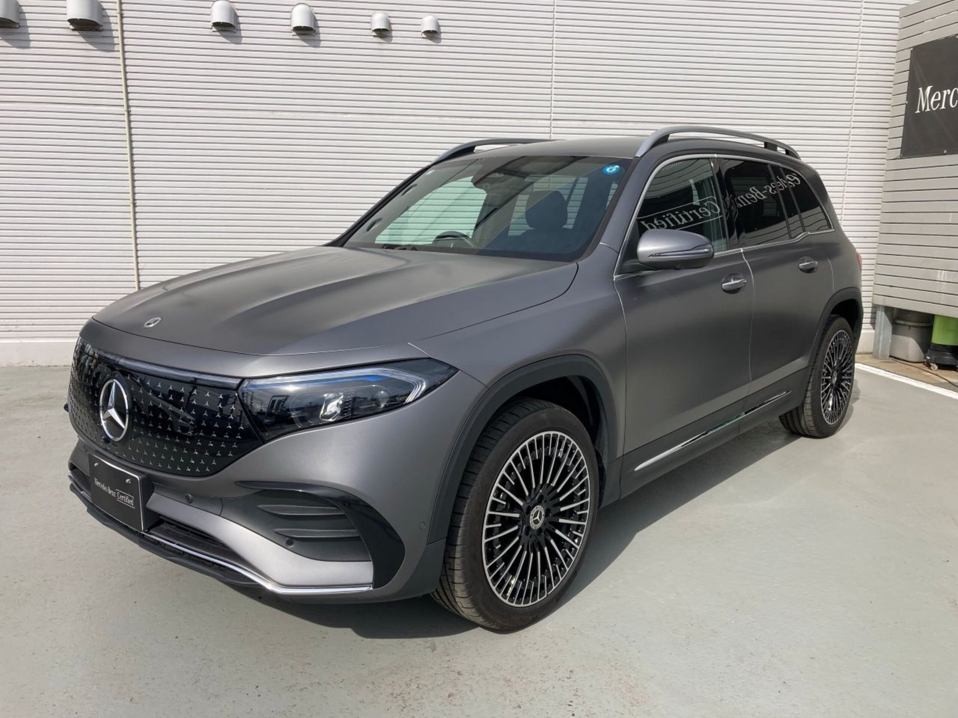 MERCEDES-BENZ EQB - View 1