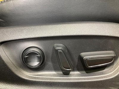 TOYOTA CROWN CROSSOVER - 7