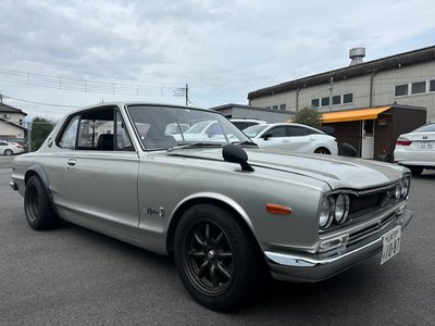NISSAN SKYLINE GT-R - 4
