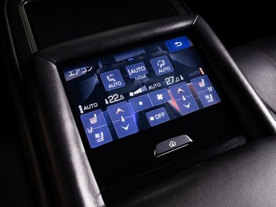 2018 Lexus LS — миниатюра 15