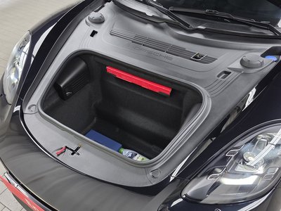 صورة 7 لـ 2024 Porsche 718