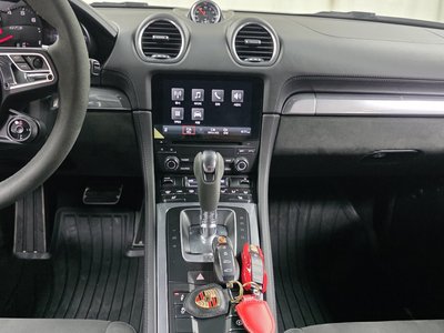 2024 Porsche 718 — миниатюра 17