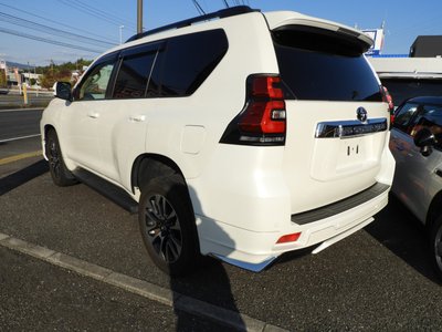 TOYOTA LAND CRUISER PRADO - 4