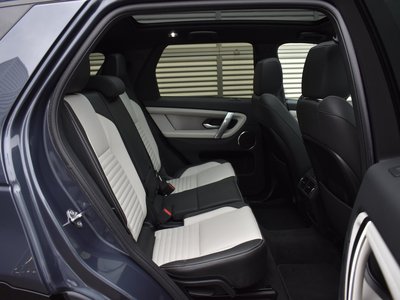 2025 LAND Rover DISCOVERY SPORT photo 9