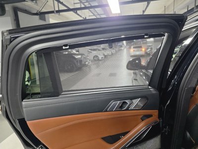 2021 BMW X6 — миниатюра 15