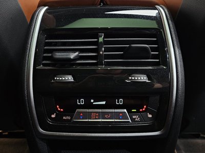 2021 BMW X6 — миниатюра 31