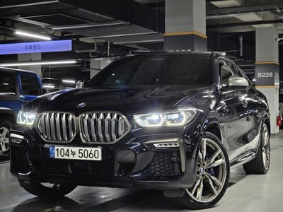 2021 BMW X6 — миниатюра 44