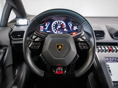 صورة 7 لـ 2022 Lamborghini HURACAN