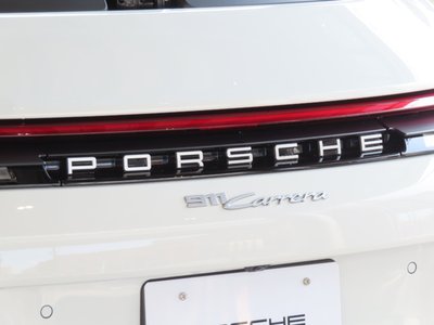 2025 Porsche 911 — фото 10
