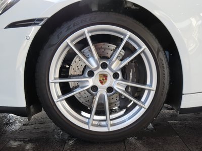 2025 Porsche 911 缩略图 17