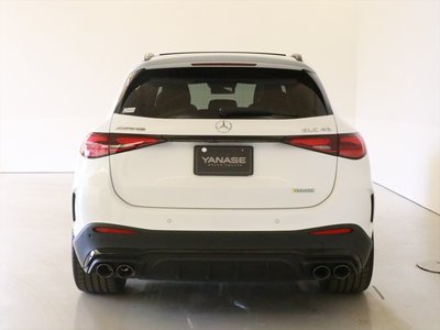 2025 Mercedes-BENZ GLC photo 3
