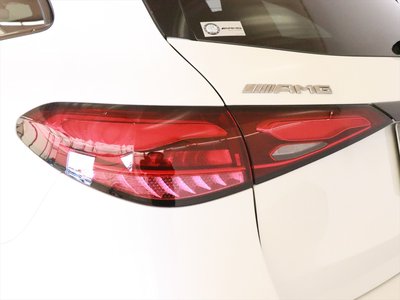 2025 Mercedes-BENZ GLC photo 9