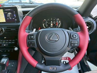 LEXUS IS - 10