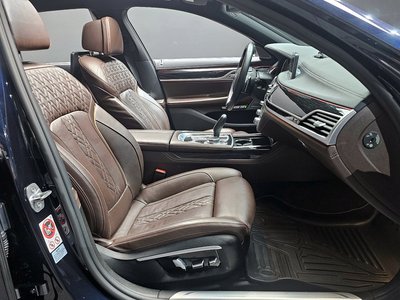صورة مصغرة 11 لـ 2017 BMW 7 SERIES